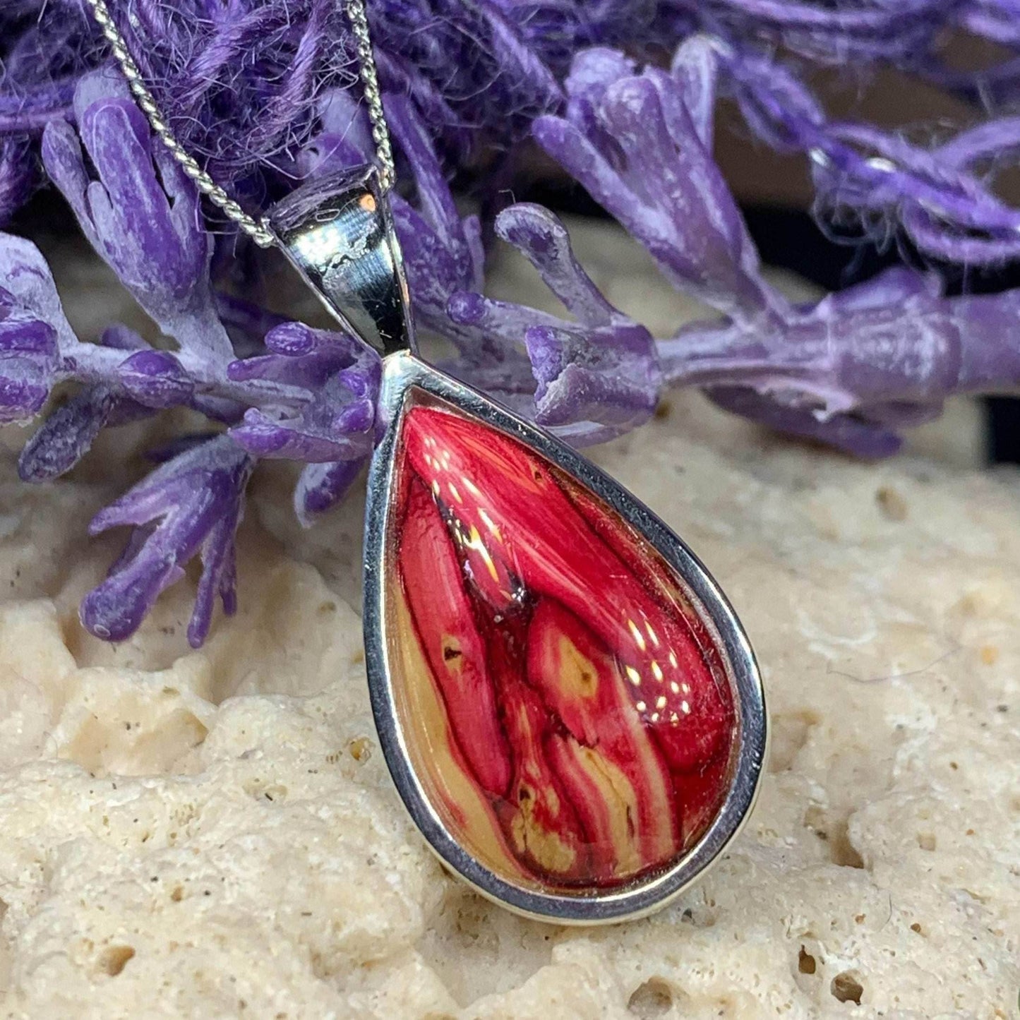 Heathergems Edith Scottish Necklace - Red