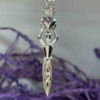 Danu Claddagh Necklace - 18