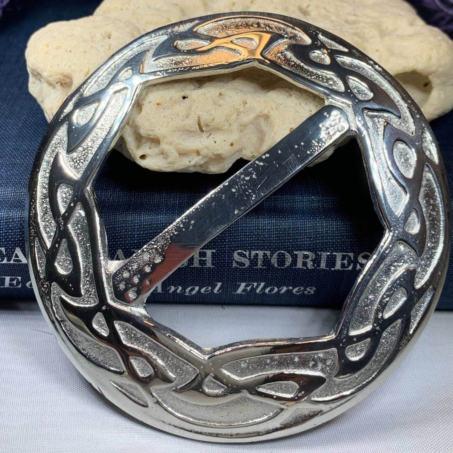 Large Celtic Knot Scarf Ring - 