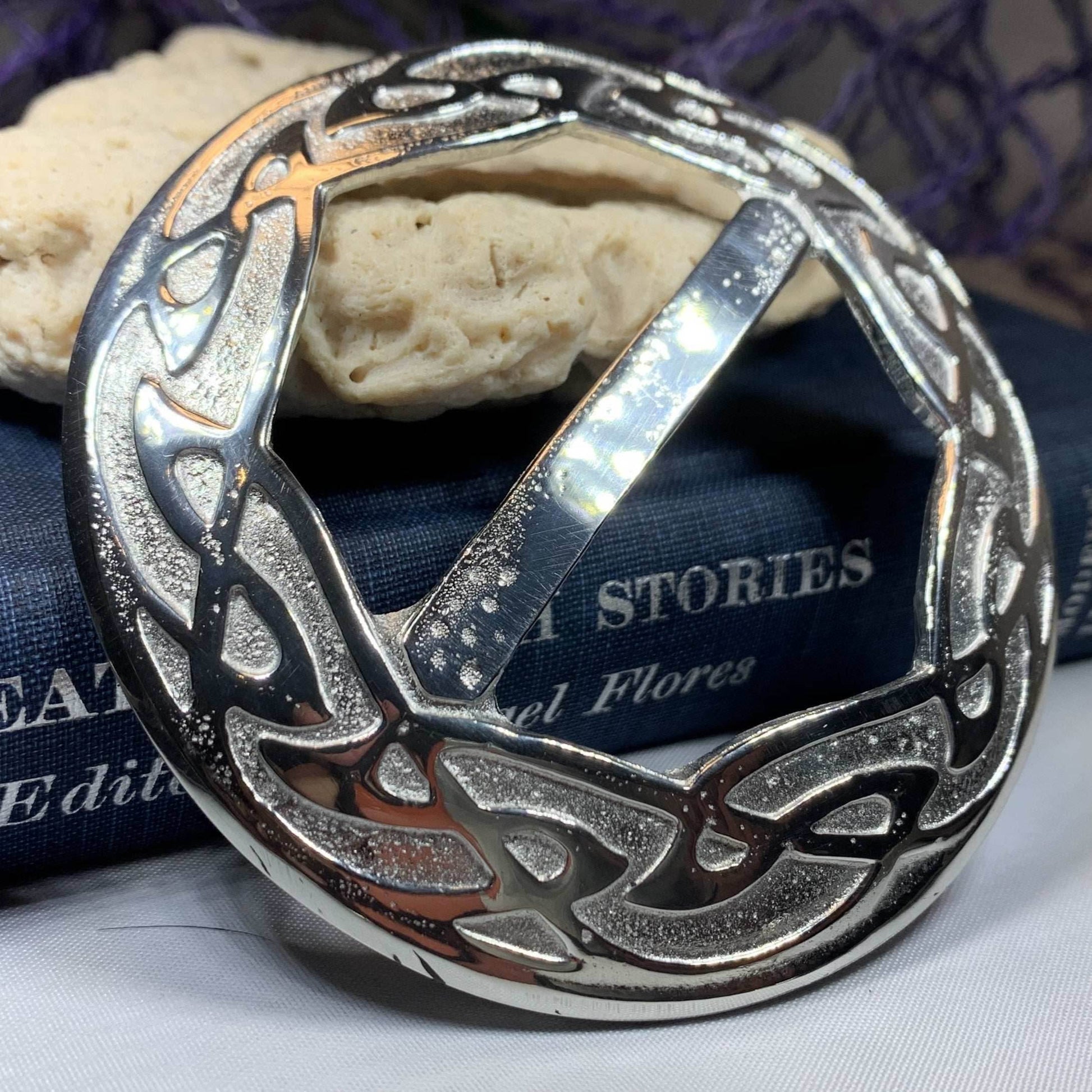 Large Celtic Knot Scarf Ring - 