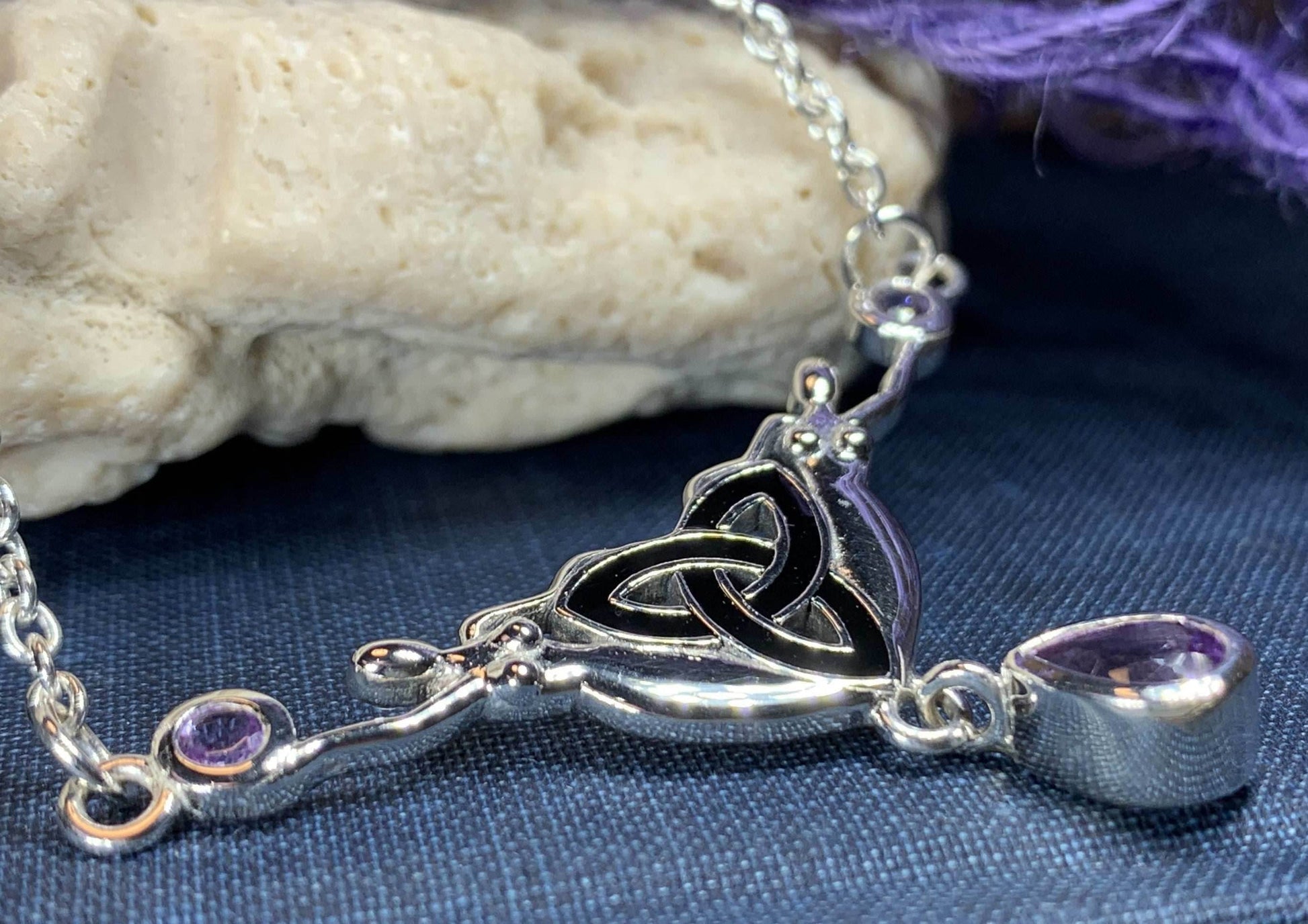 Trinity Knot Goddess Necklace - 