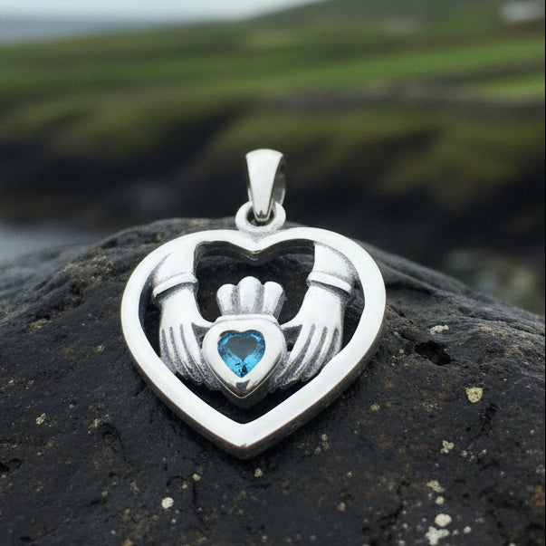 Claddagh Love Necklace
