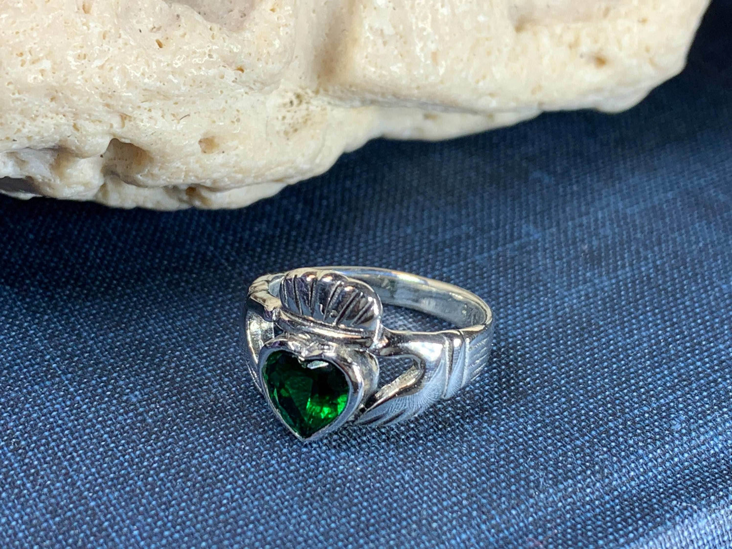 Emerald Claddagh Ring - 6