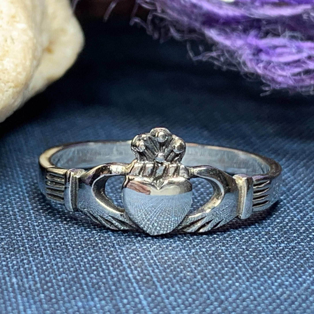 Carrigeen Claddagh Ring - 4