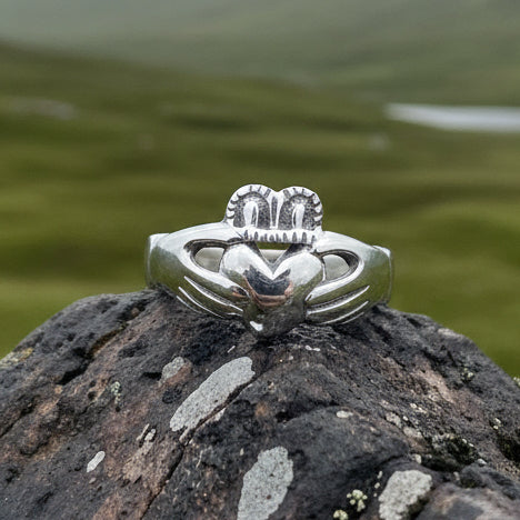 Castlerea Claddagh Ring