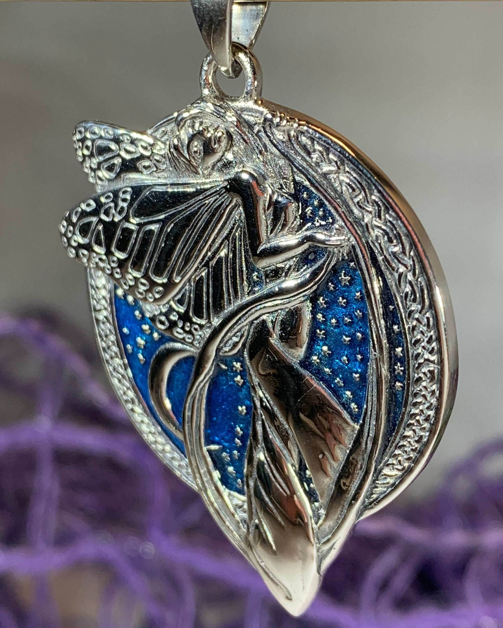 Blue Fairy Necklace - 18