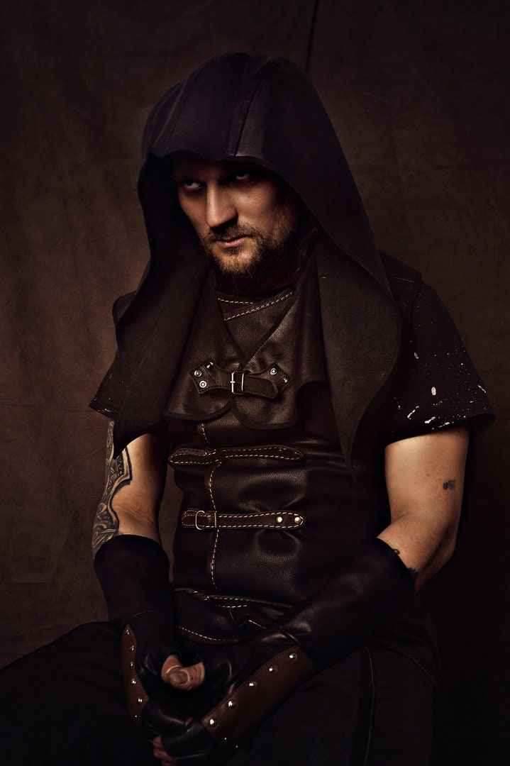 Assassin's medieval leather hood - S / Black
