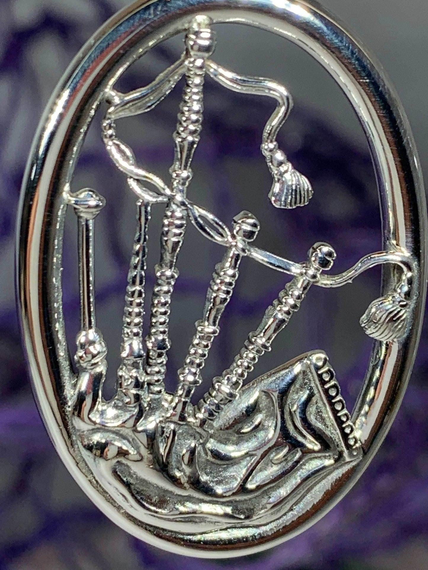 Bagpipes Forever Necklace - 18