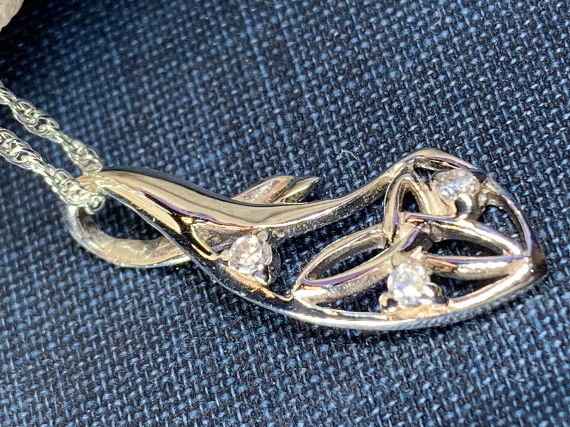 Zirconia Trinity Knot Necklace - 