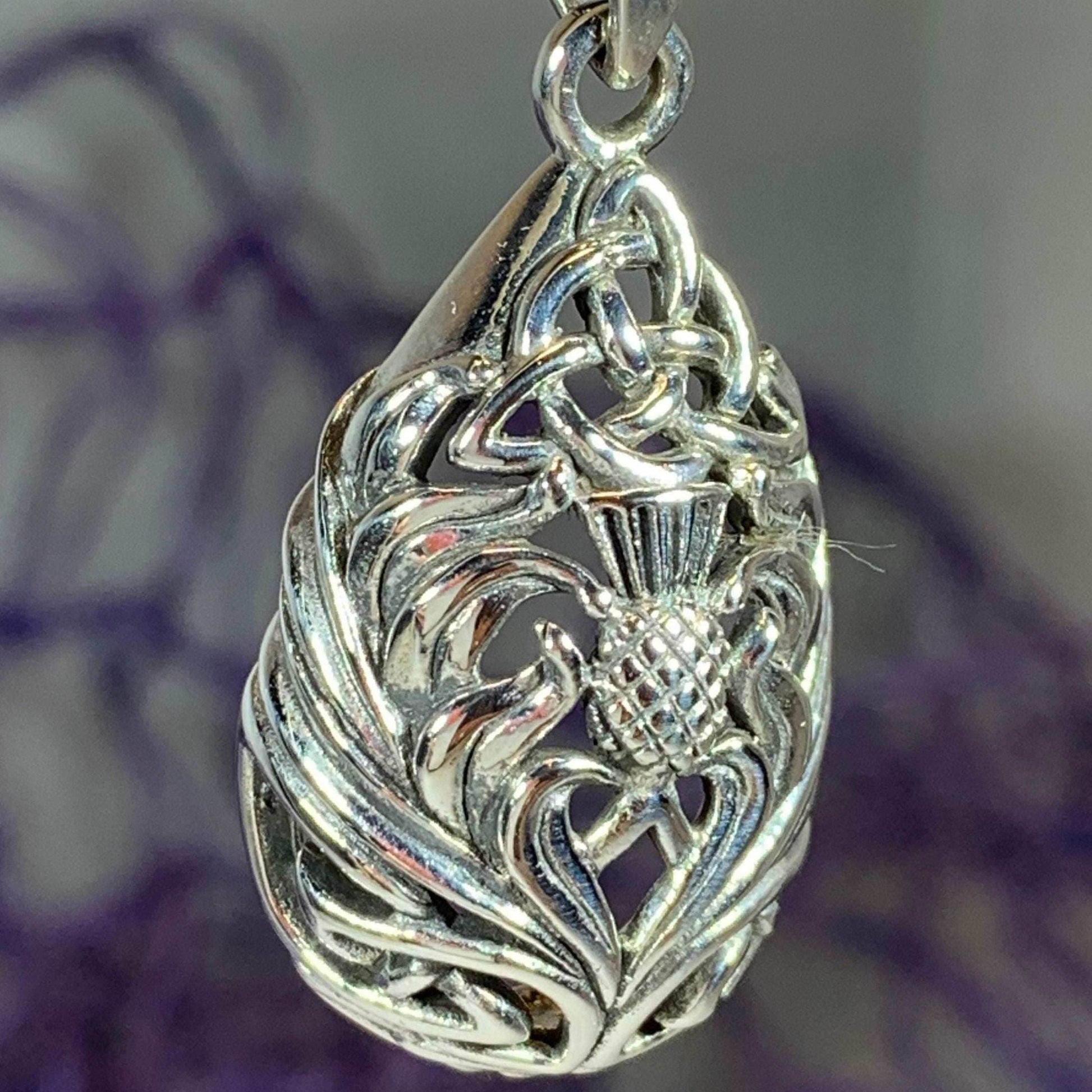 Tobermory Thistle Necklace - 18