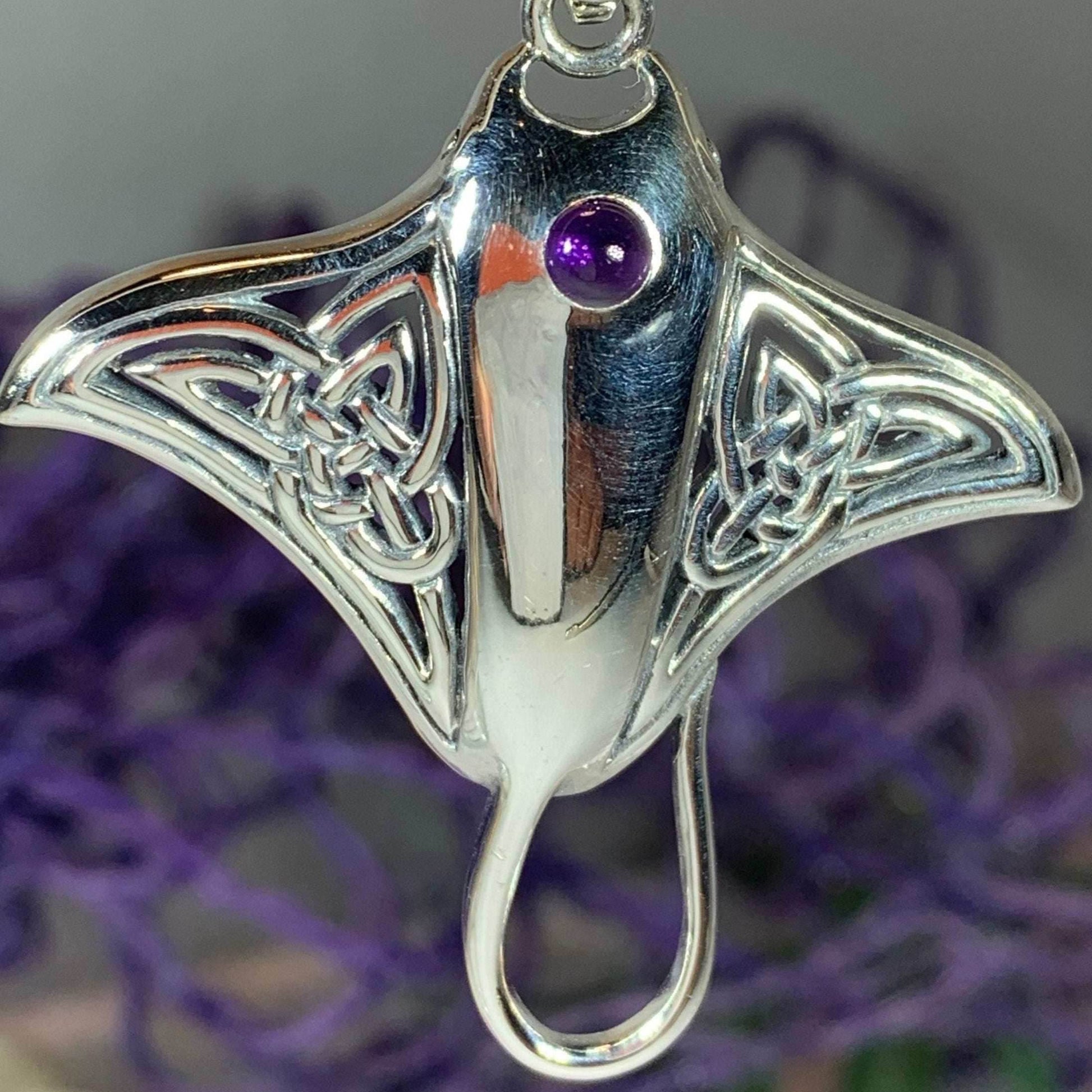 Celtic Manta Ray Necklace - 18 / Amethyst
