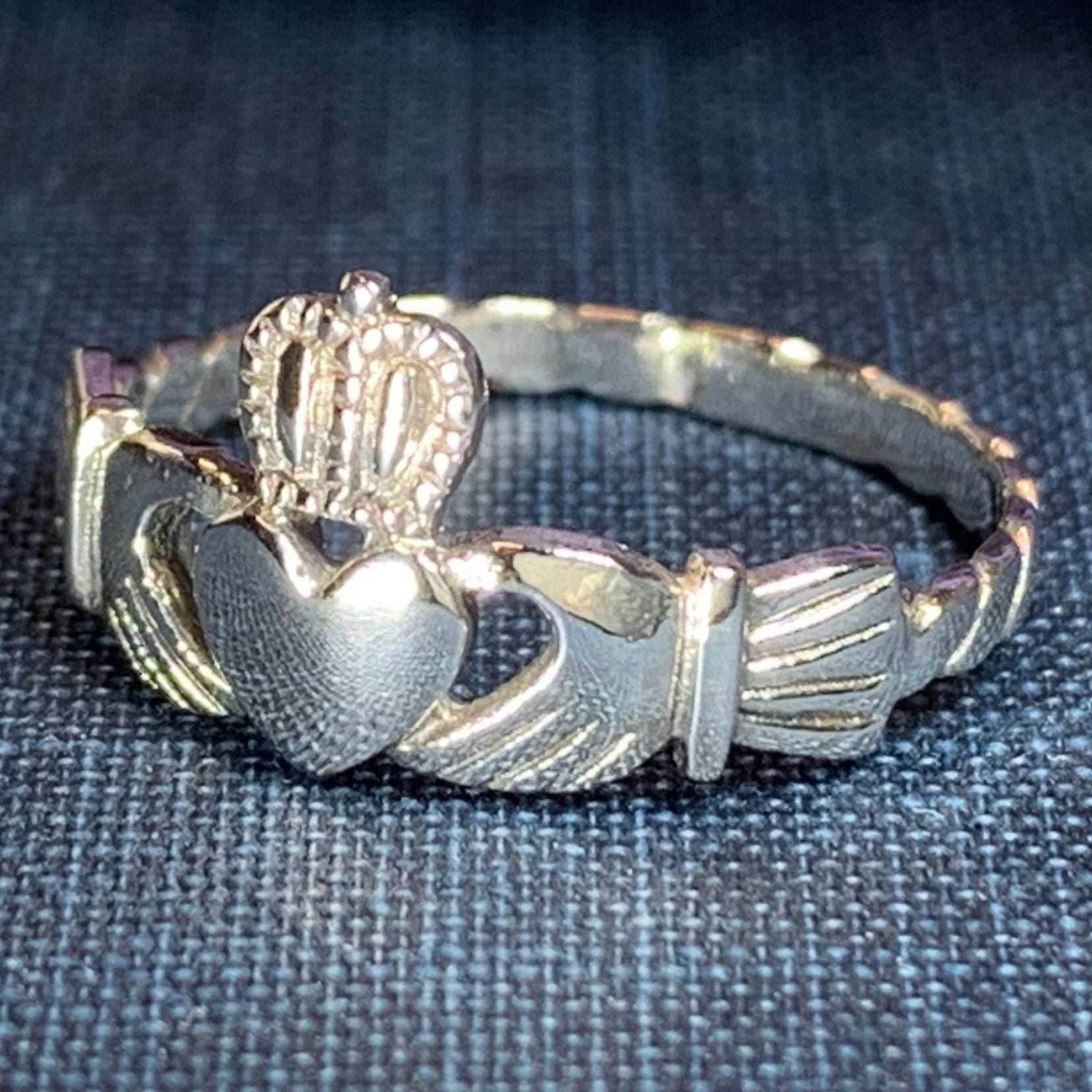 Ballingarry Claddagh Ring - 5