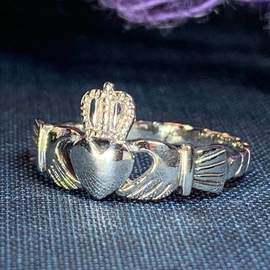 Ballingarry Claddagh Ring - 5