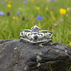 Claddagh Chevron Ring