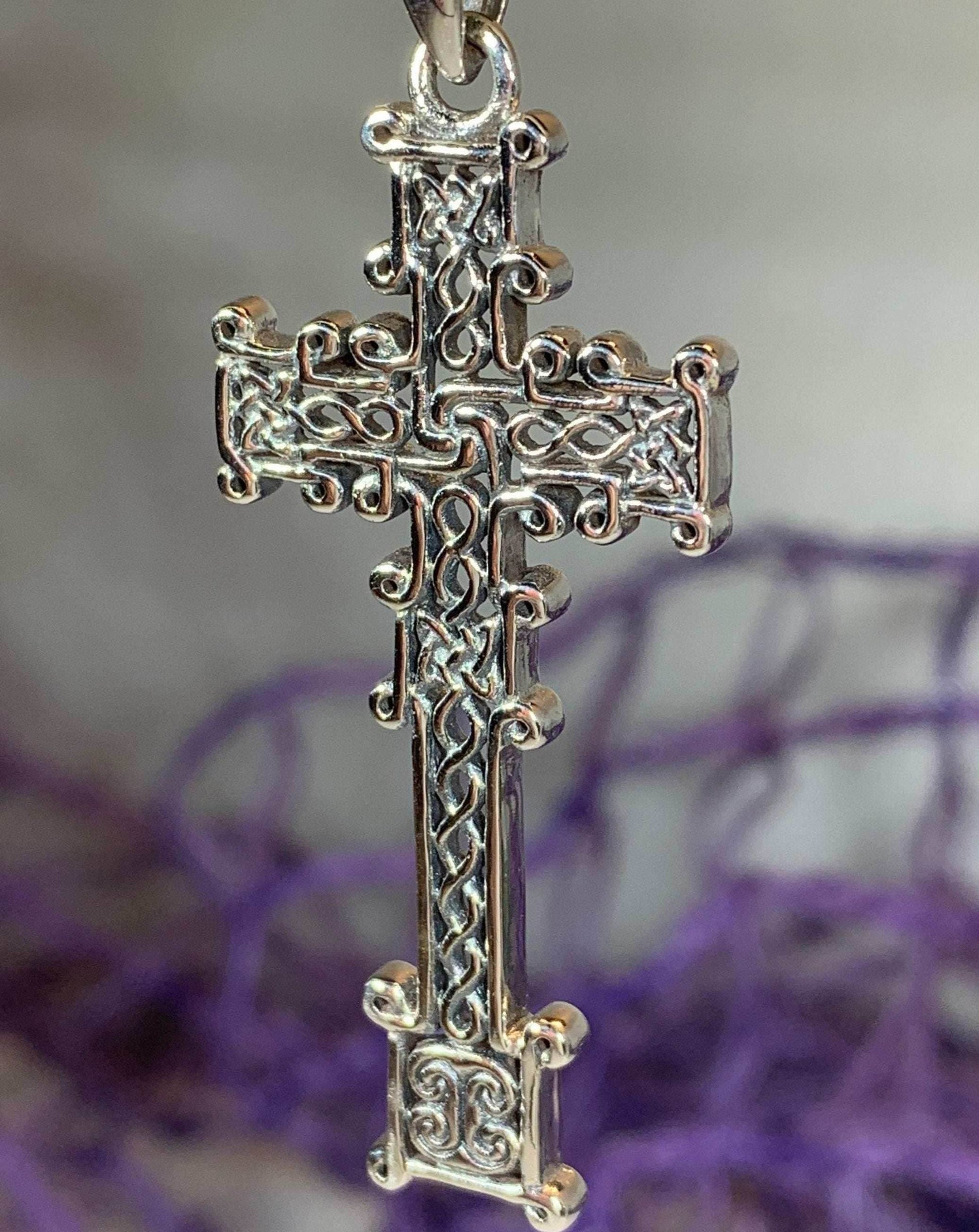 Scottish Skinnet Cross Necklace - 