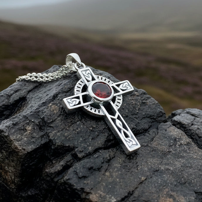 Lanis Celtic Cross Necklace