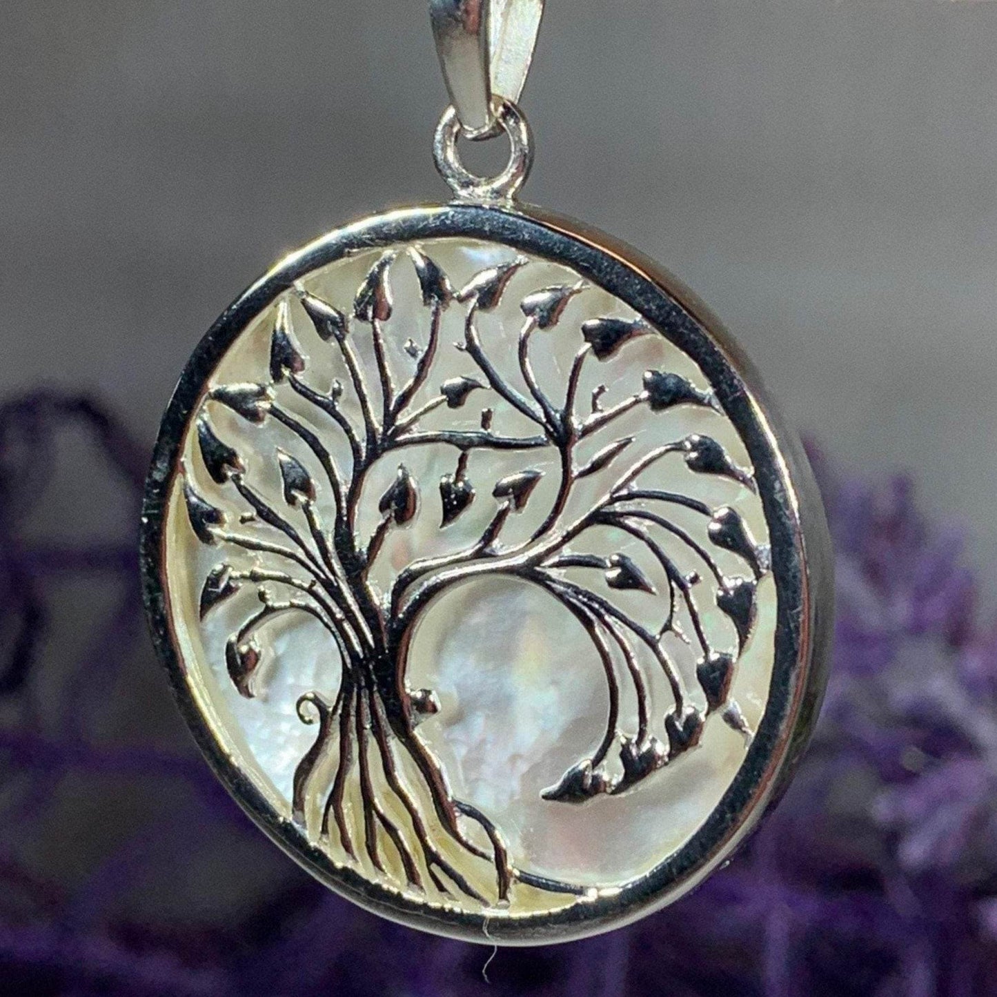 Arianrhod Tree of Life Shell Necklace - Mother of Pearl