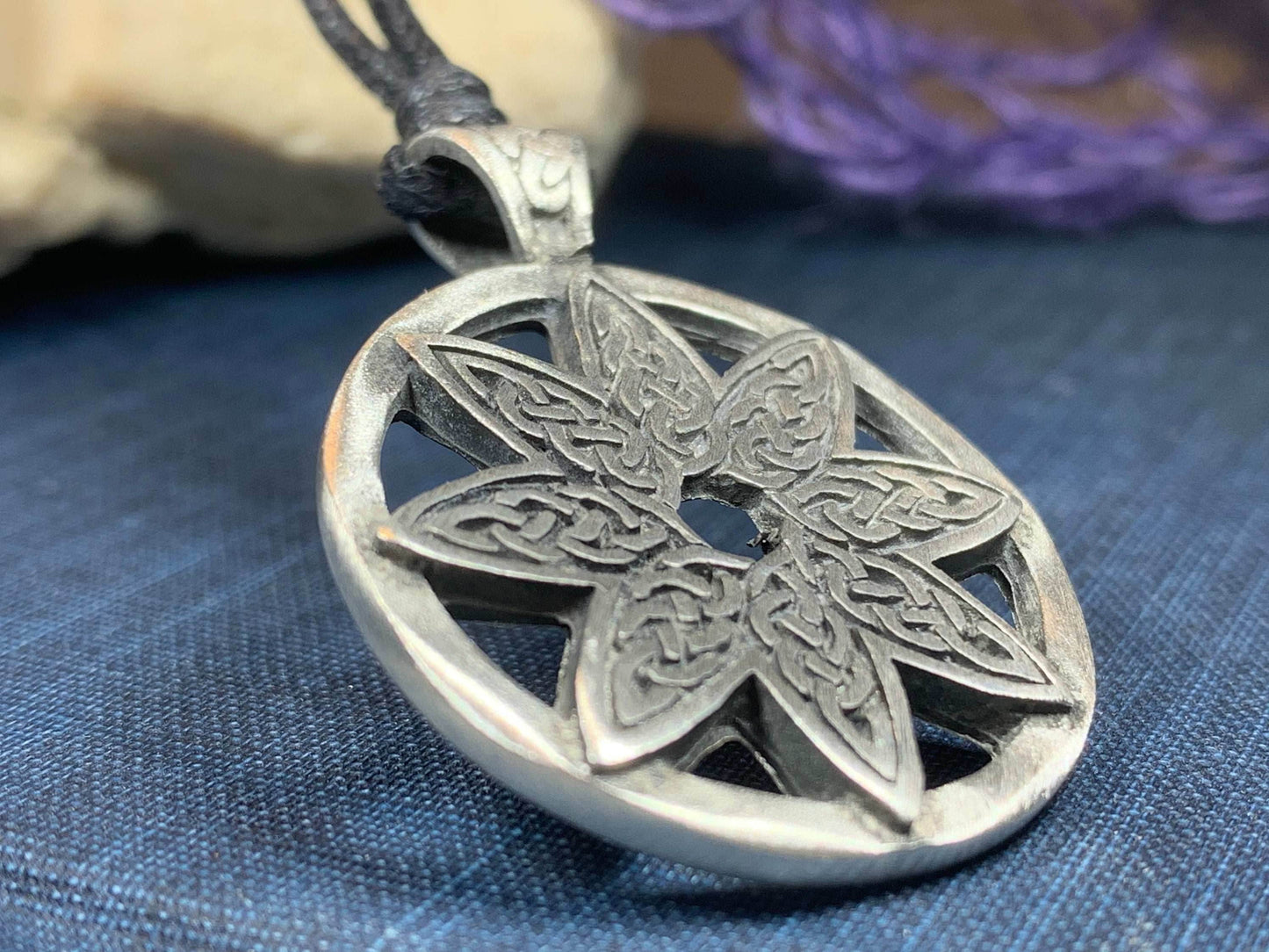 Celtic Knot Flower Necklace - 