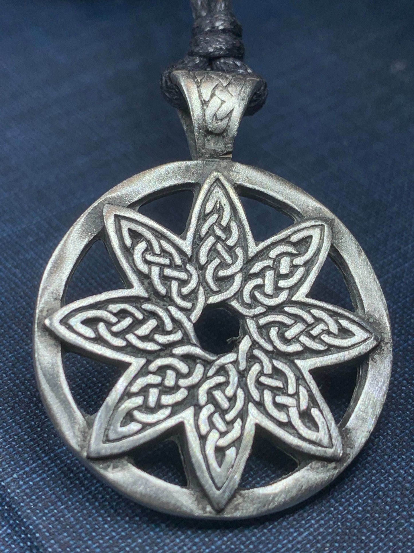 Celtic Knot Flower Necklace - 