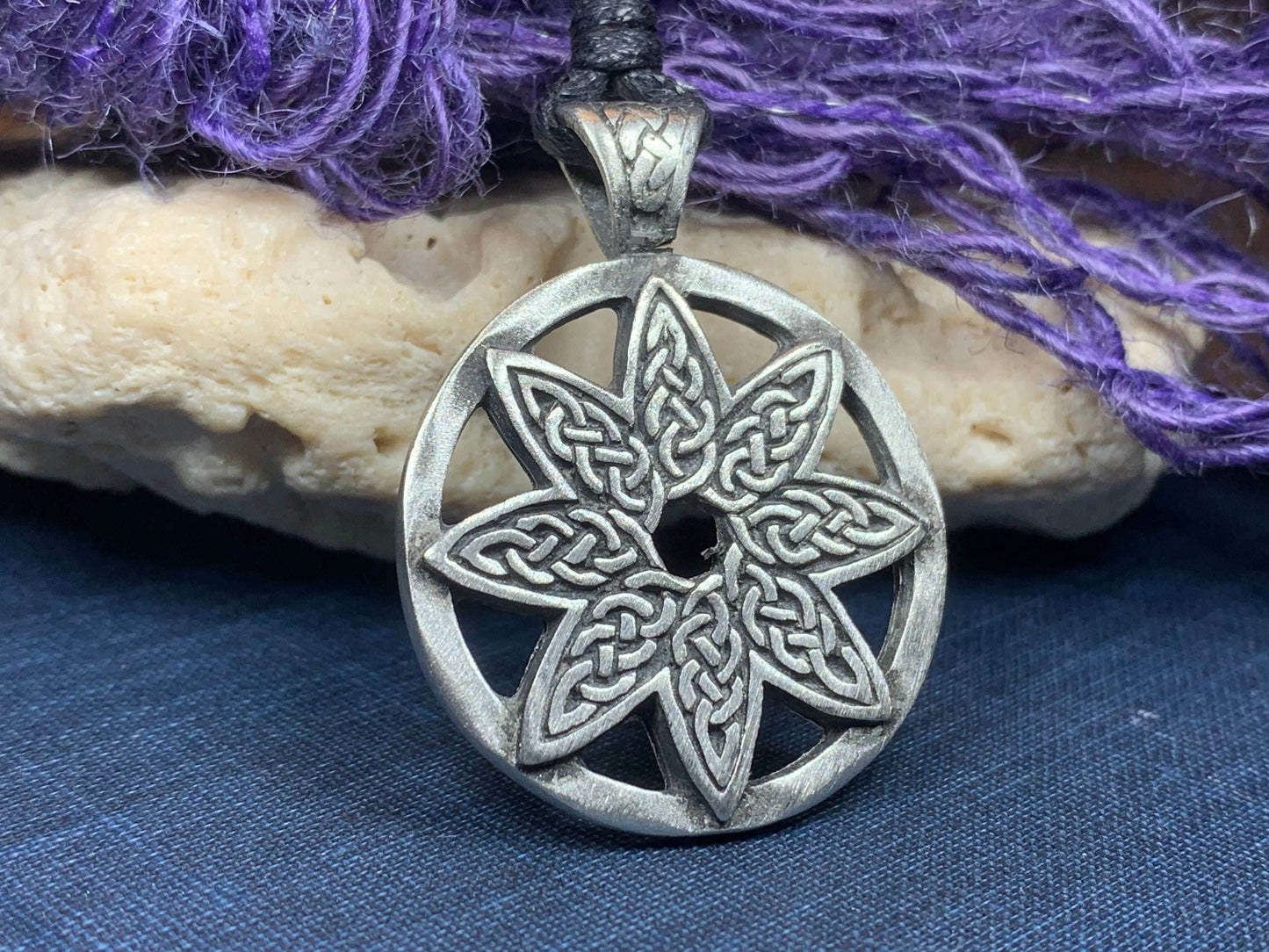 Celtic Knot Flower Necklace - 