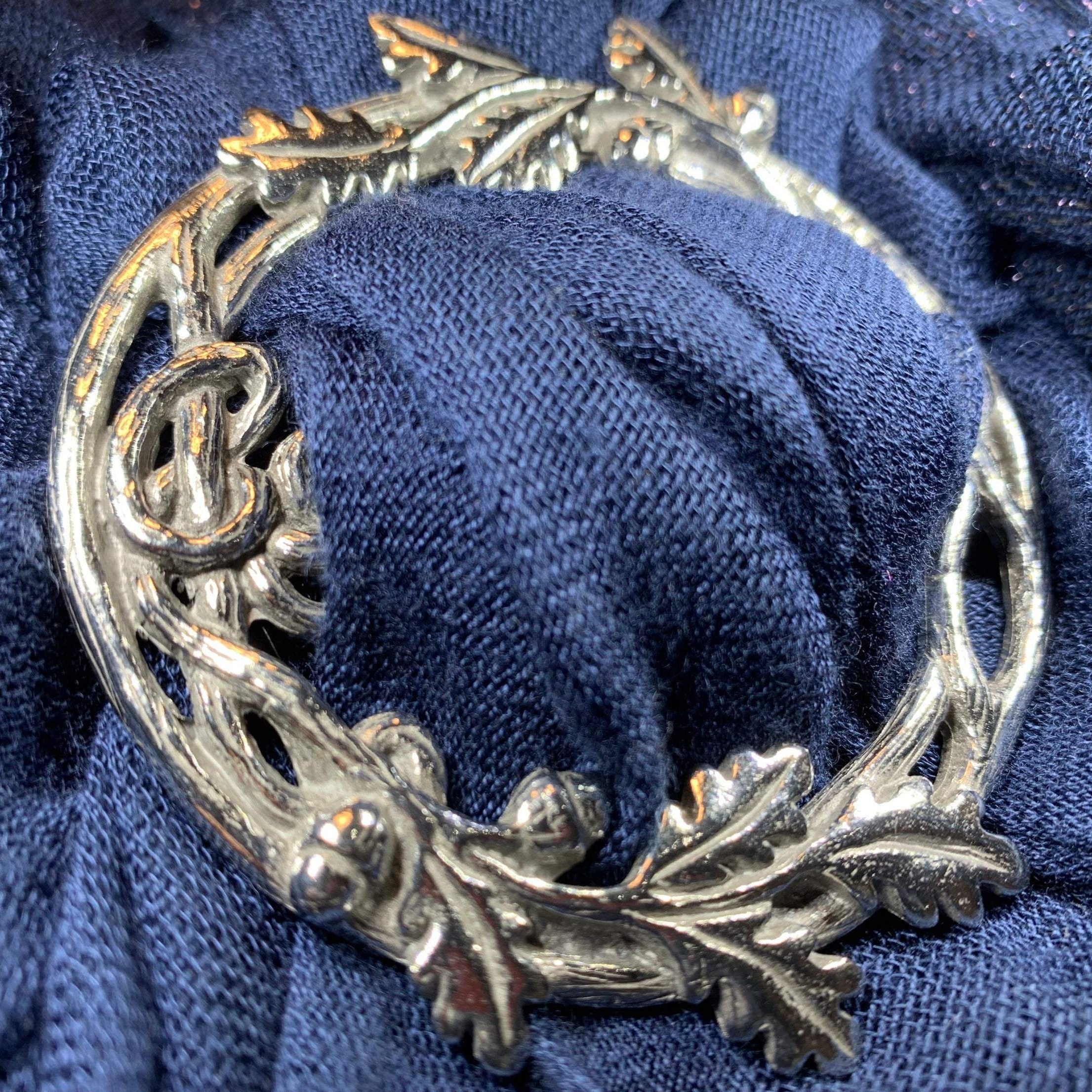 Pewter Oak Leaf & Acorn Scarf Ring