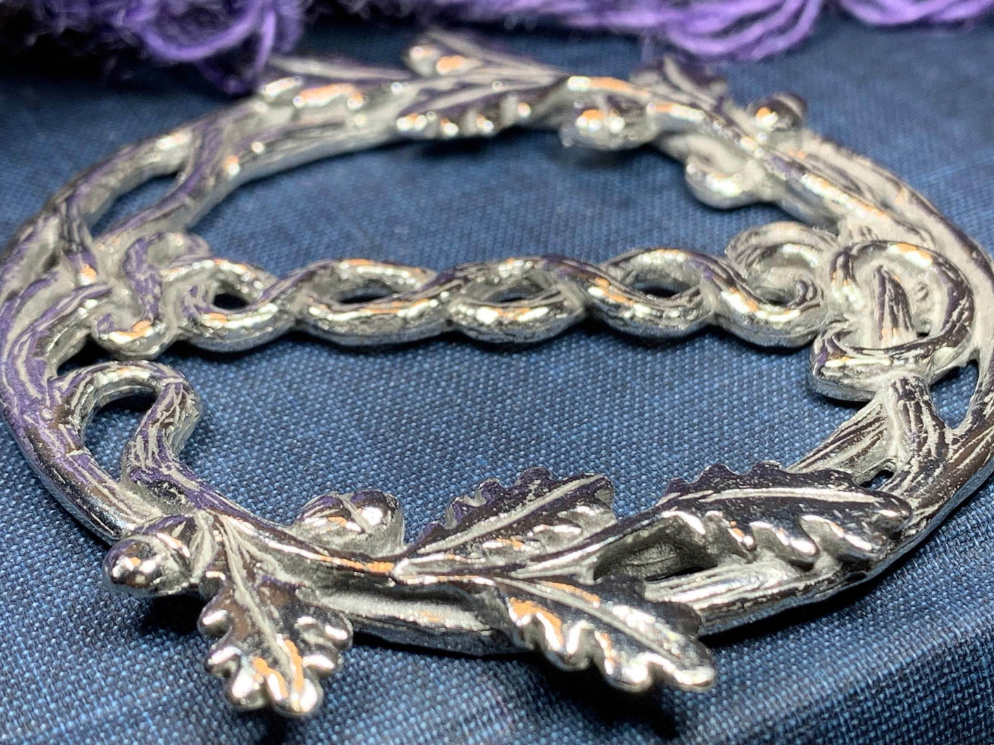 Pewter Oak Leaf & Acorn Scarf Ring - 