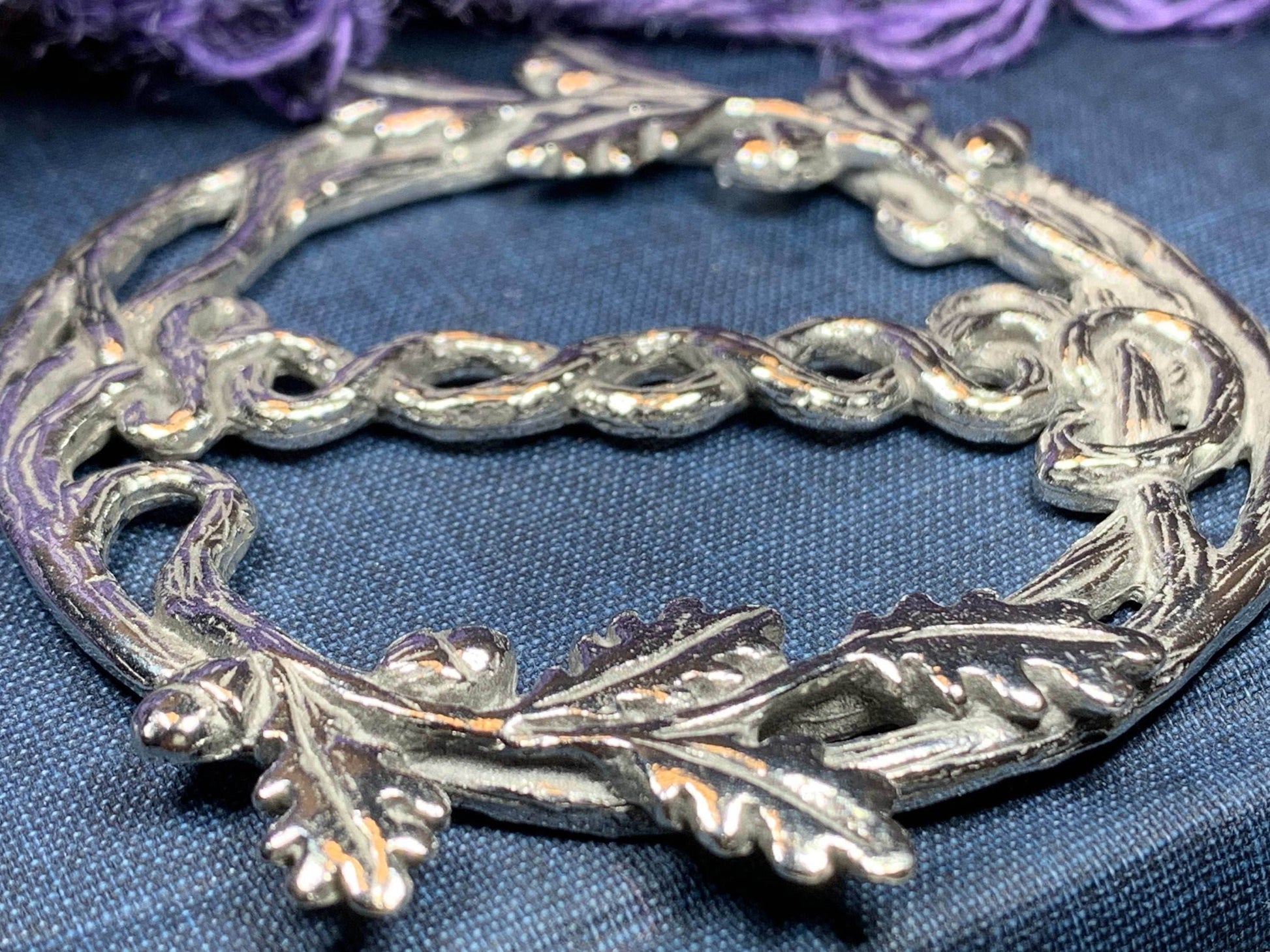 Pewter Oak Leaf & Acorn Scarf Ring - 