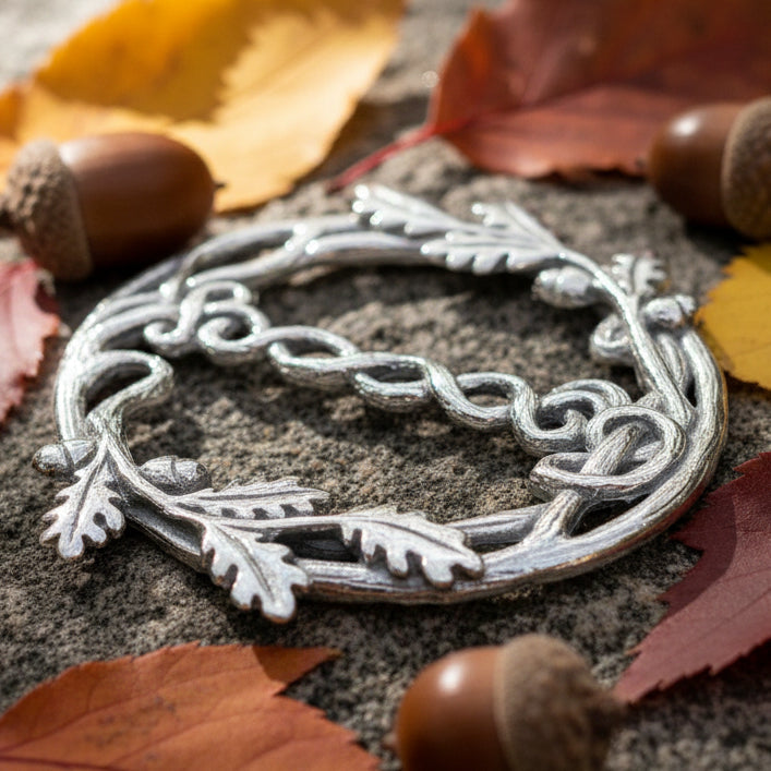 Pewter Oak Leaf & Acorn Scarf Ring