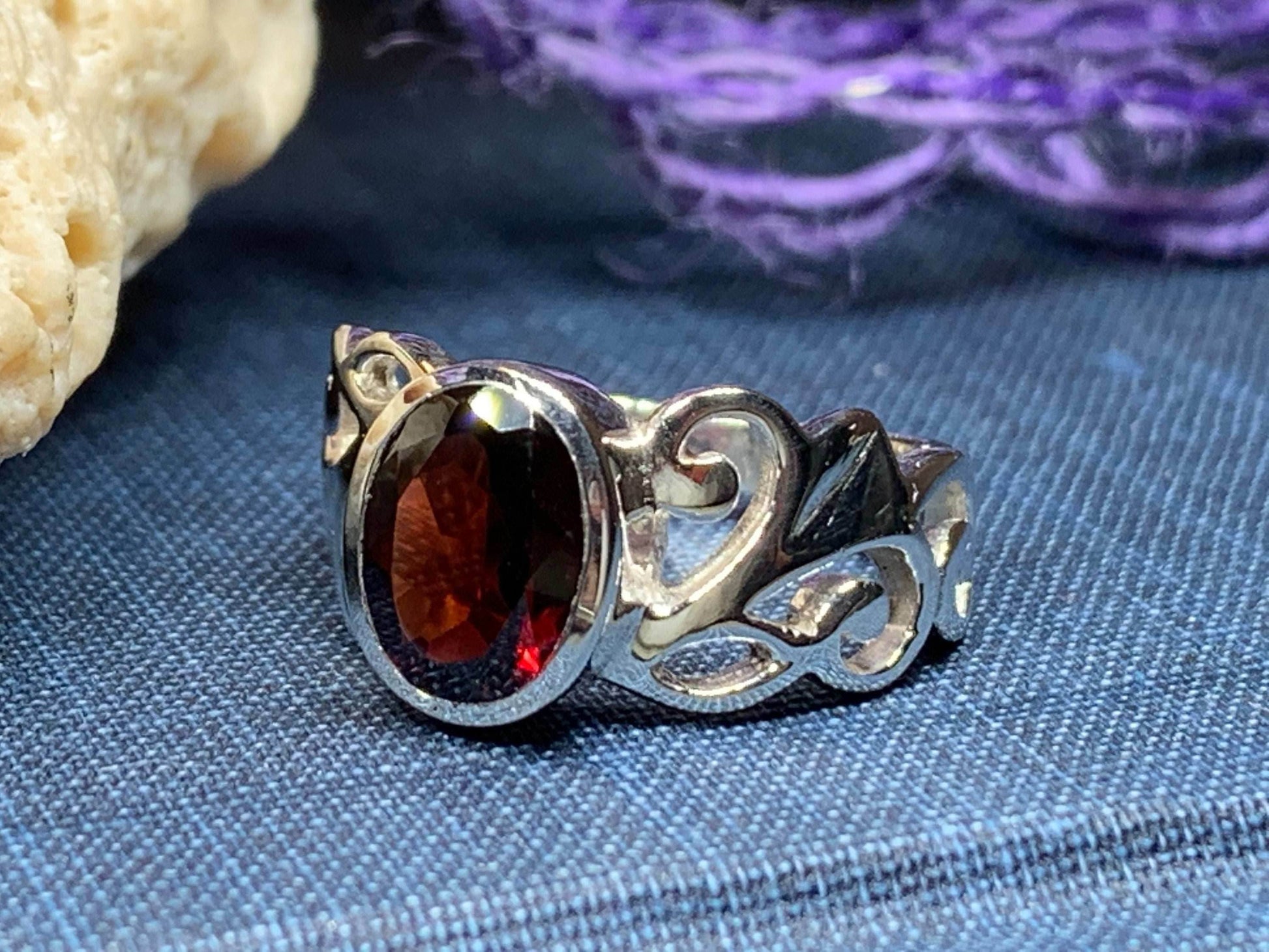 Celtic Filigree Ring - 6 1/2 / Garnet