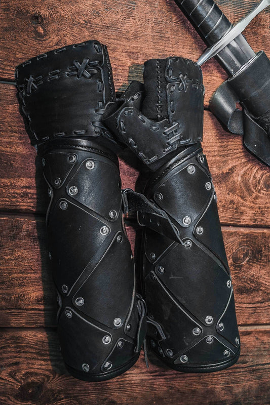 Medieval leather bracers with hand protection - for one hand