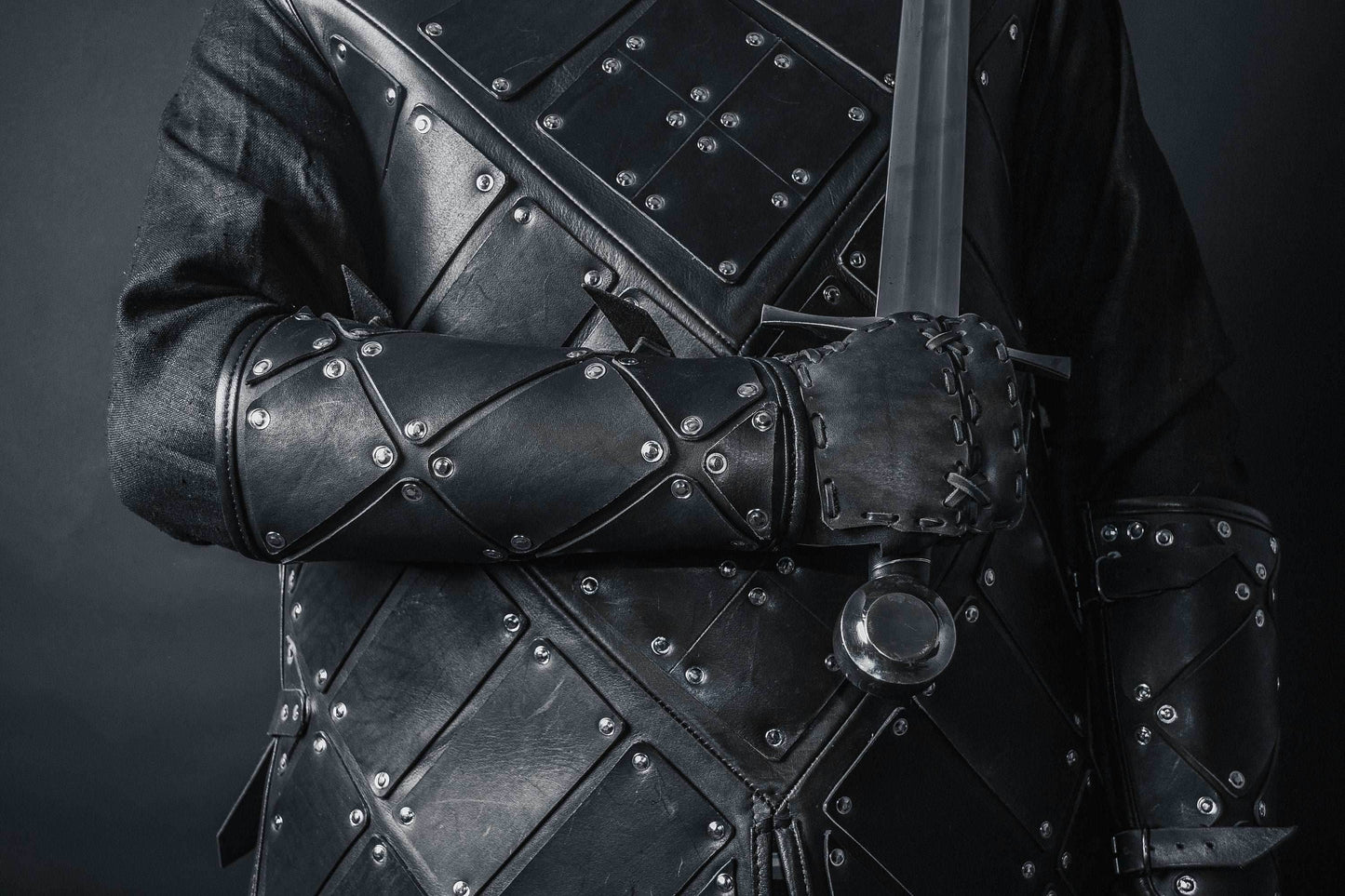 Medieval leather bracers with hand protection - for one hand