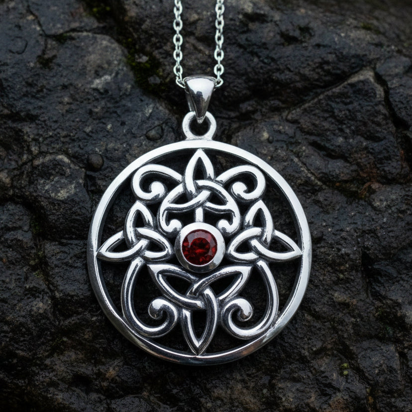 Oifa Trinity Knot Necklace