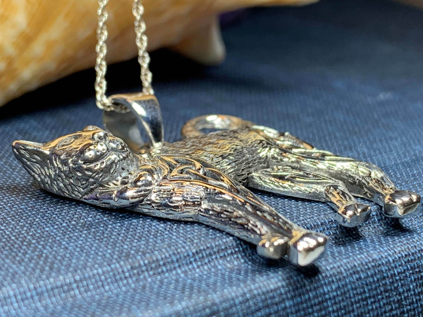 Tabitha Celtic Knot Cat Necklace - 18