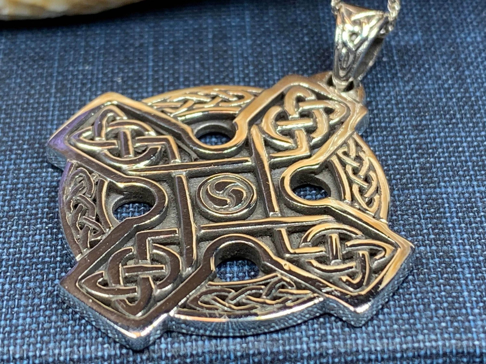 Lyre Celtic Cross Necklace - 18