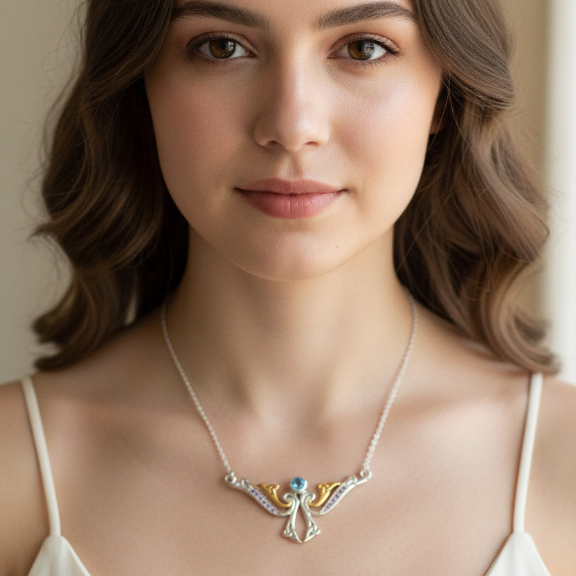 Kenndra Trinity Knot Necklace
