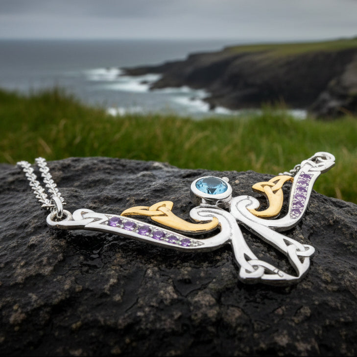 Kenndra Trinity Knot Necklace