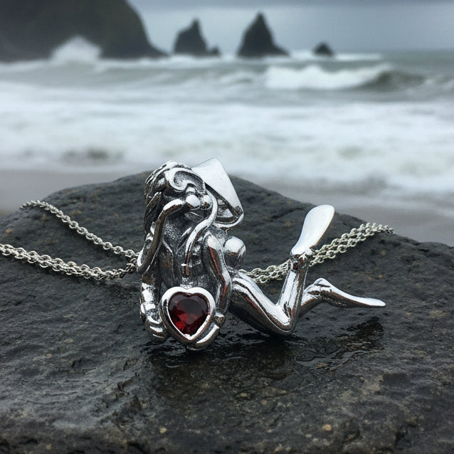 Ocean Diver Necklace