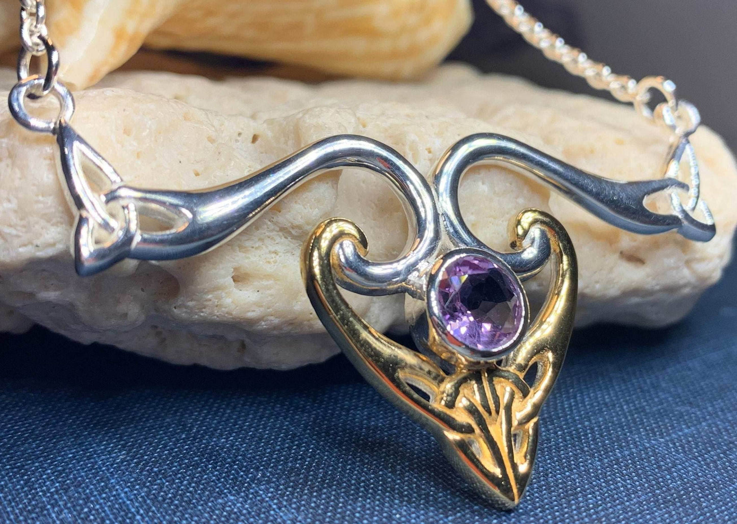 Koribella Trinity Knot Necklace - Amethyst