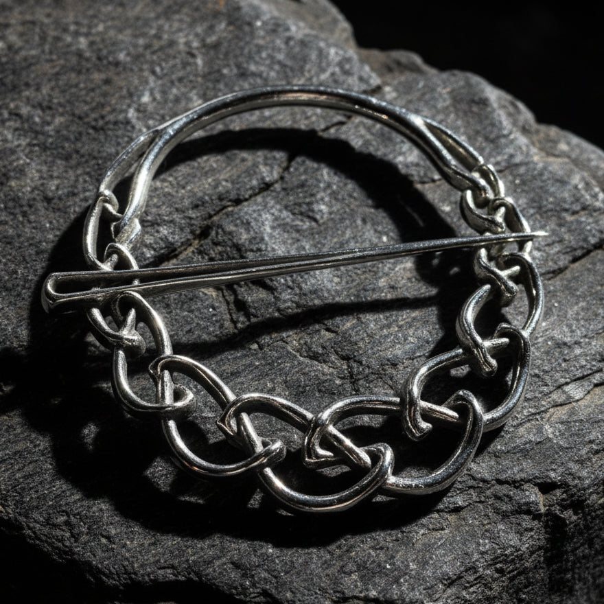 Cora Celtic Knot Scarf Ring