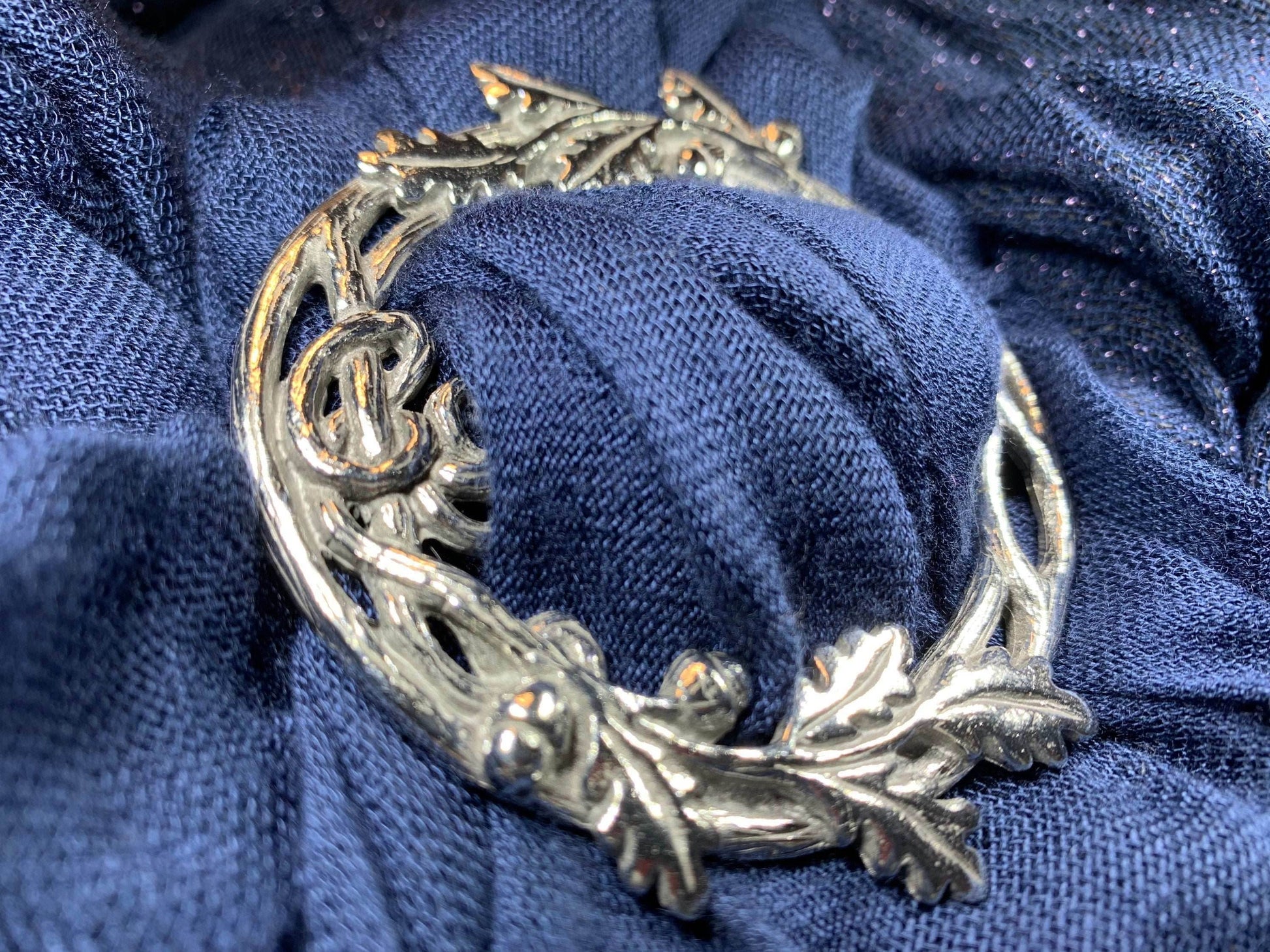 Pewter Oak Leaf & Acorn Scarf Ring - 