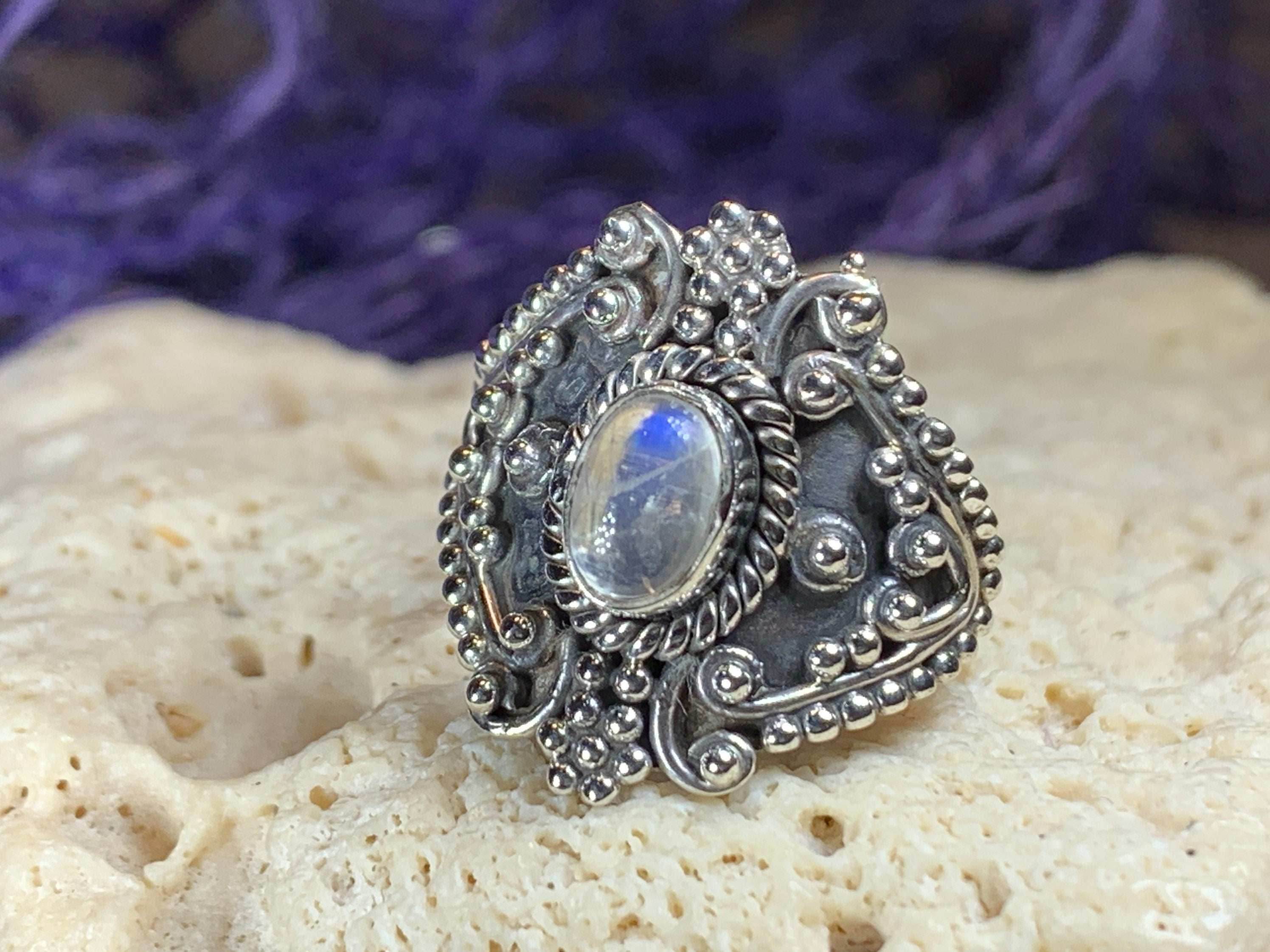 Jannon Celtic Moonstone Ring - 7