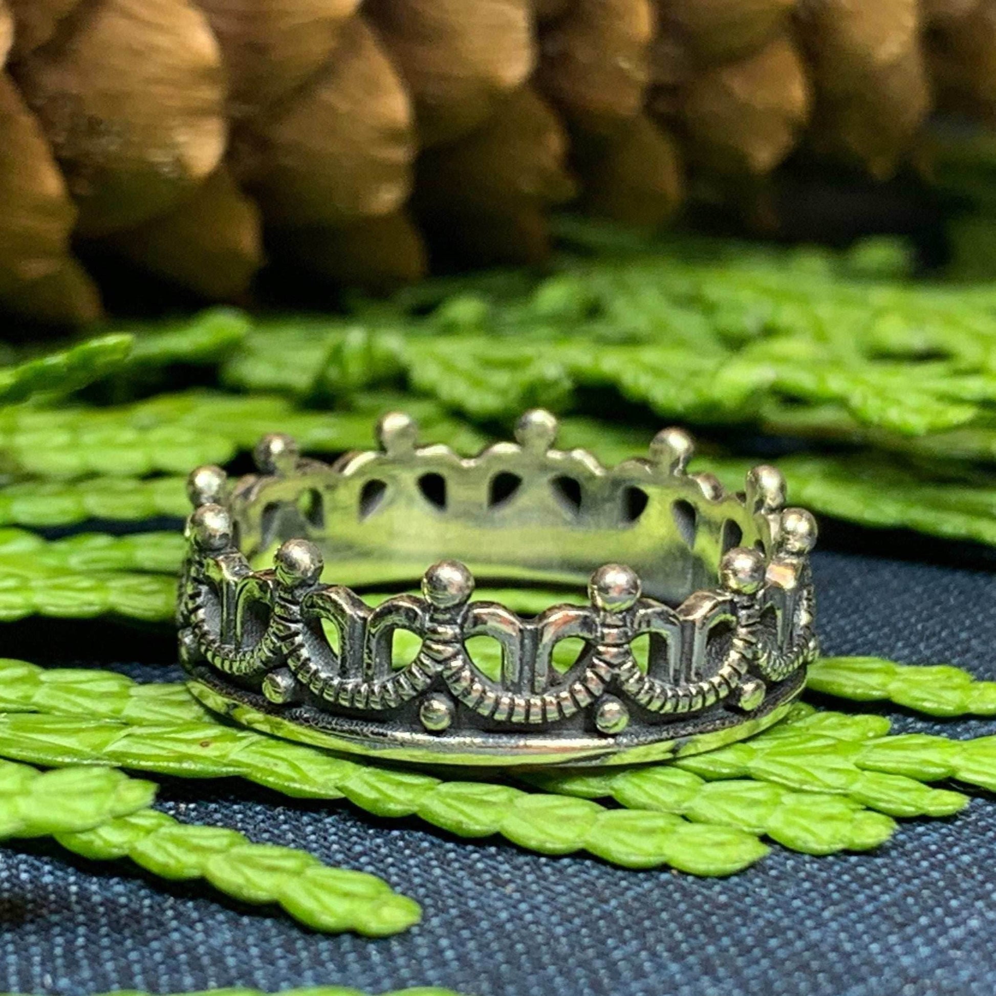 Elizabeth Crown Ring - 6