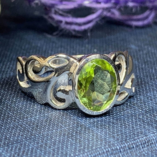 Celtic Filigree Ring - 6 1/2 / Garnet