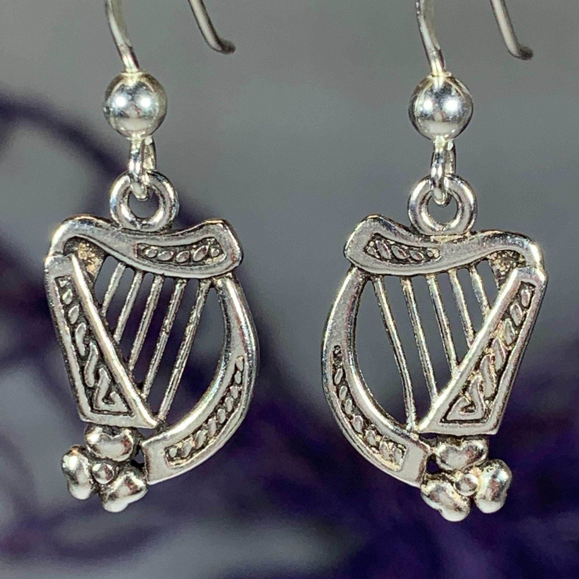 Sarai Harp Earrings - 