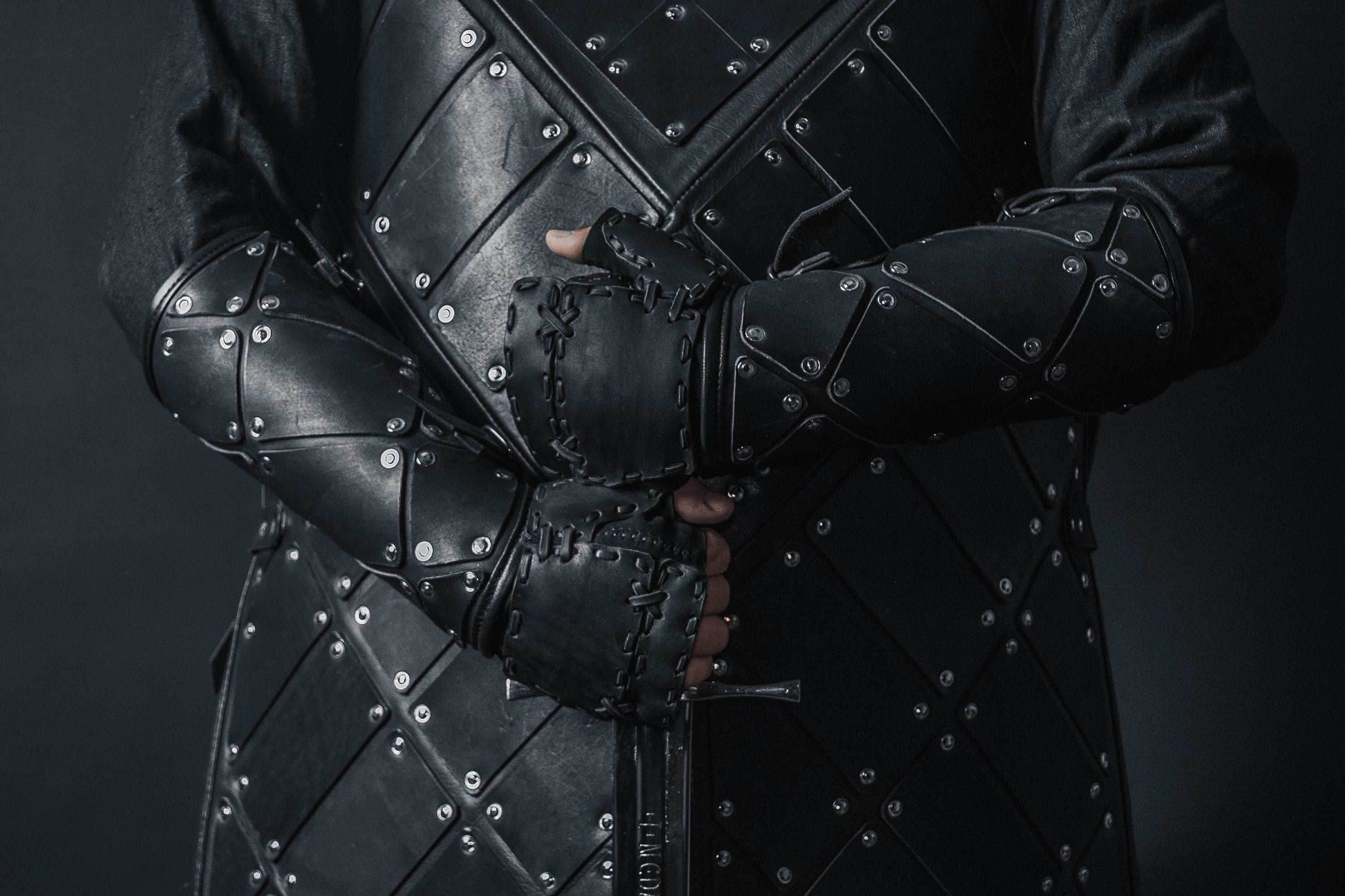 Medieval leather bracers with hand protection - for one hand