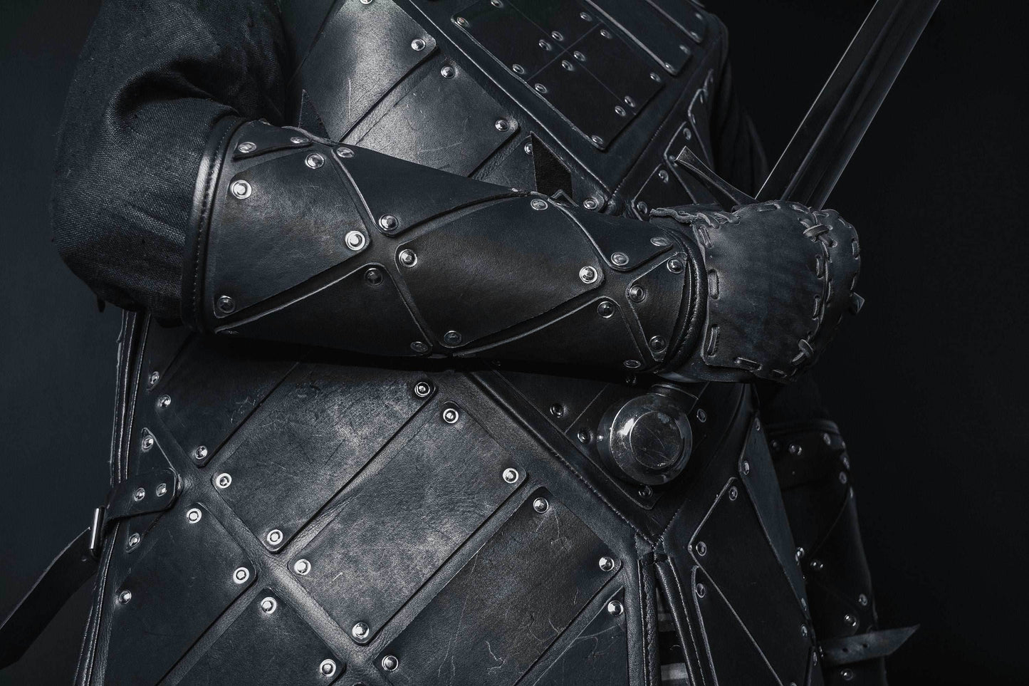 Medieval leather bracers with hand protection - for one hand