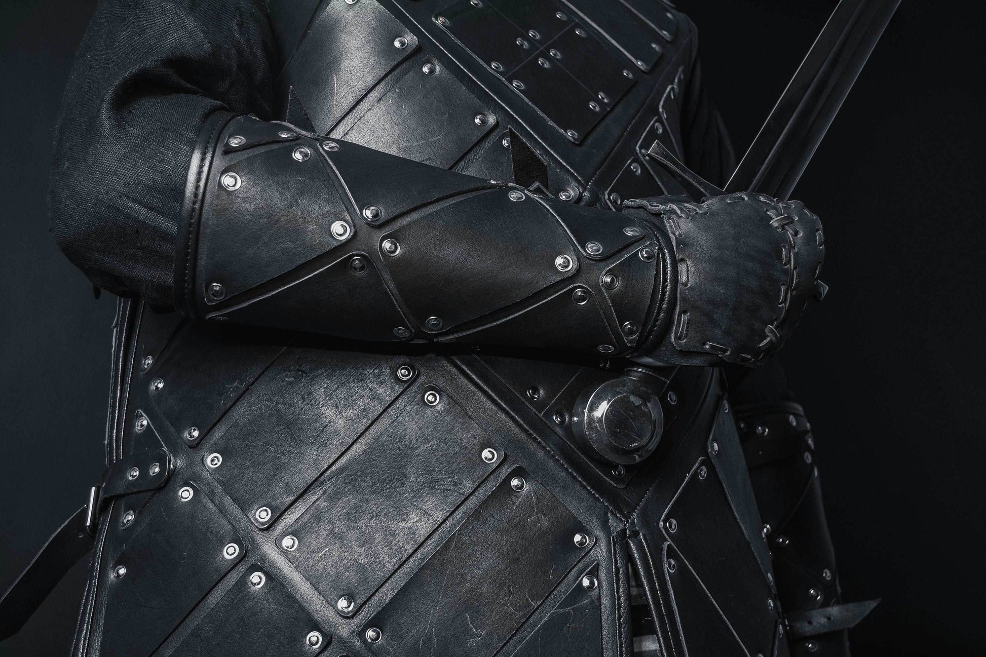 Medieval leather bracers with hand protection - for one hand