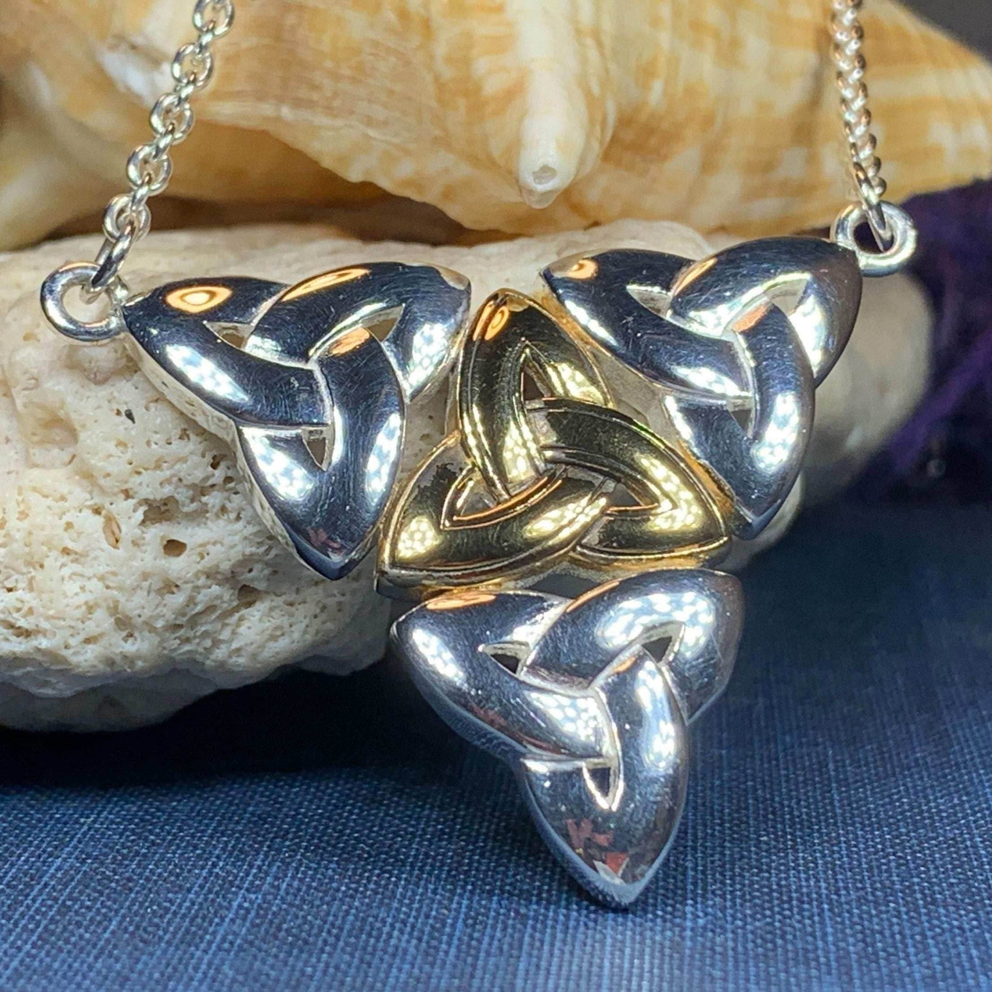 Kassity Trinity Knot Necklace - 