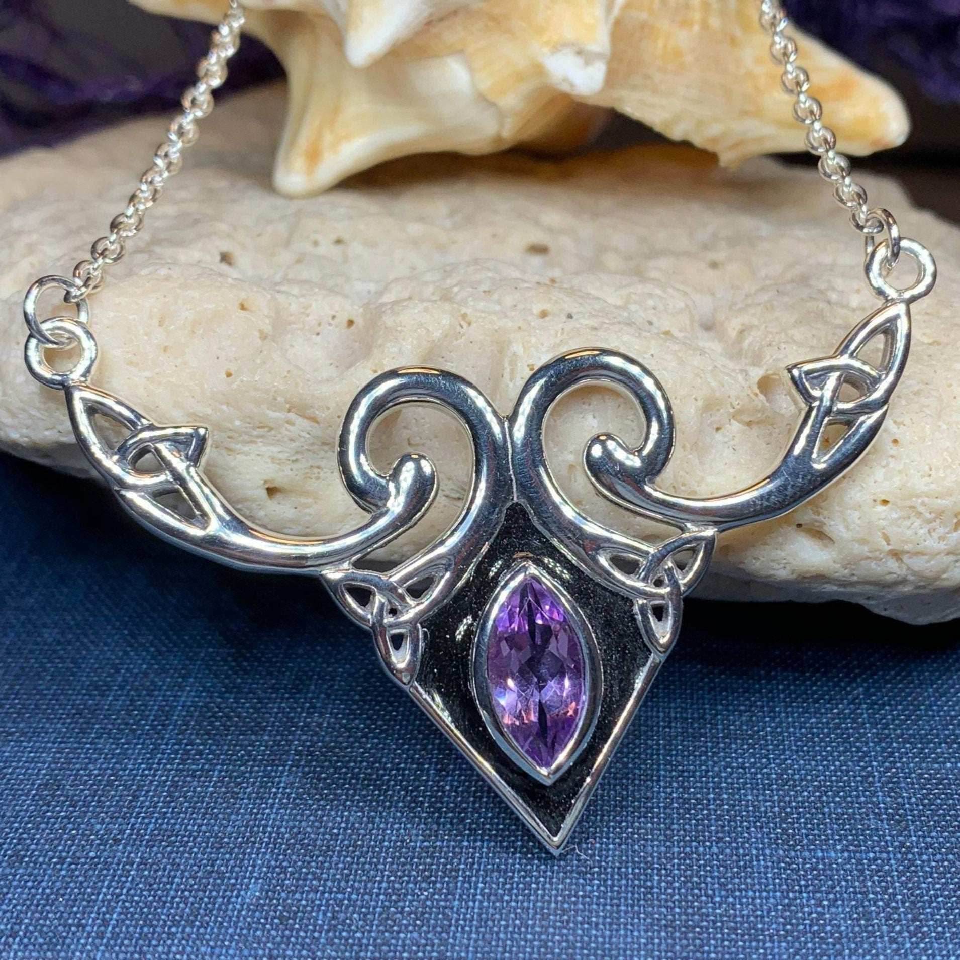 Meegan Trinity Knot Necklace - Amethyst