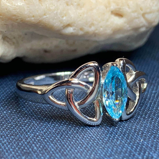 Topaz Trinity Knot Ring - Blue Topaz / 6